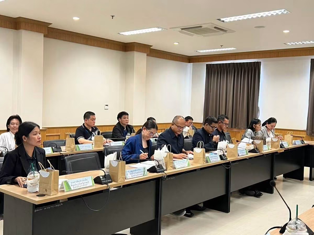 📣 พช.ราชบุรี ร่วมประชุม คพพร. กองทุนพัฒนาไฟฟ้าจังหวัดราชบุรี 6 ครั้งที่ 7/2569 ติดตามการเบิกจ่ายงบประมาณ พร้อมพิจารณาอนุมัติโครงการชุมชน ปี 2570