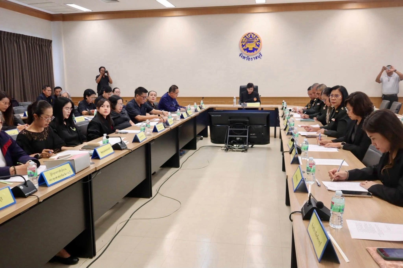📣 พช.ราชบุรี ร่วมประชุมซักซ้อมแนวทางจัดพิธีถวายดอกไม้จันทน์สำหรับประชาชนในส่วนภูมิภาค ให้เป็นไปอย่างเรียบร้อยและสมพระเกียรติ