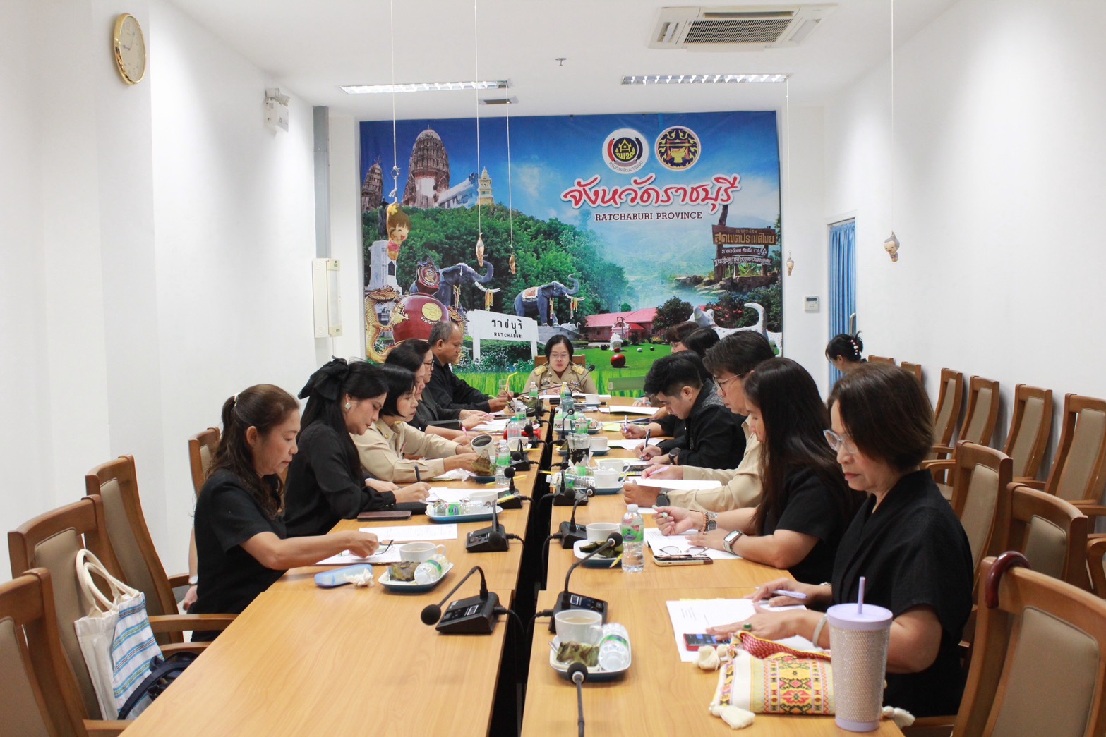 📣 พช.ราชบุรี จัดประชุมสำนักงานพัฒนาชุมชนจังหวัดราชบุรี ประจำเดือนตุลาคม 2569